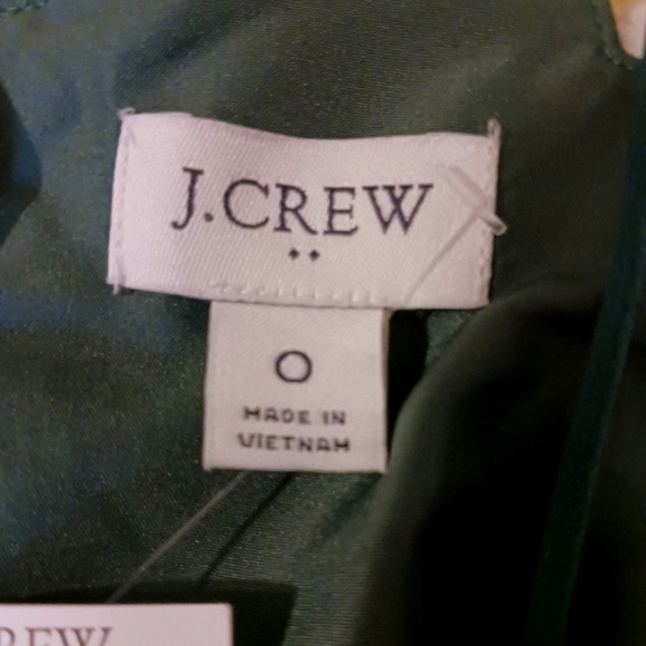J Crew scalloped neckline lined tank top. - Picture 7 of 8